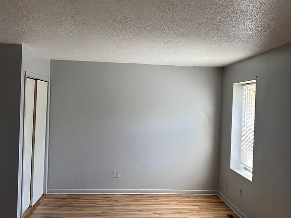 5th image of 4029 Holly Cove Dr