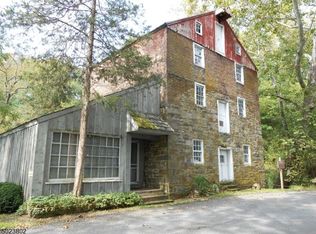 170 Still Valley Rd, Phillipsburg, NJ 08865