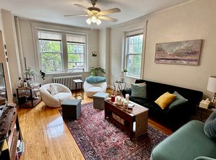 125 Peterborough St APT 38, Boston, MA 02215