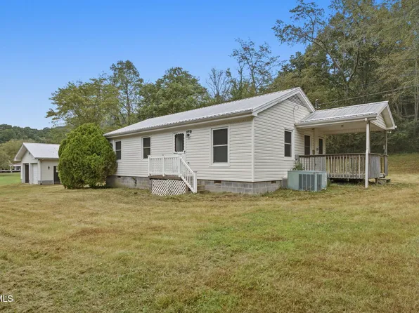 2641 Ap Carter Hwy, Hiltons, VA 24258