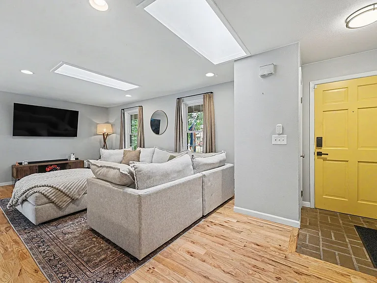 8888 W Woodard Dr — Photo 5