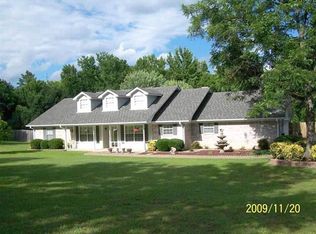 334 E Mountain Rd, Longview, TX 75604