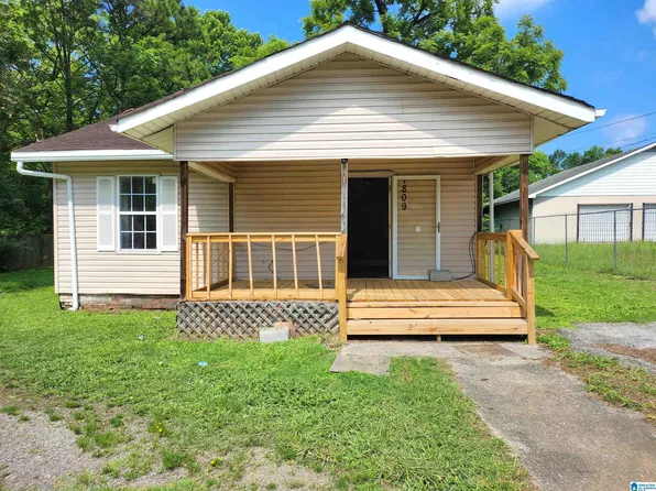 1809 1st Ave S, Dolomite, AL 35061