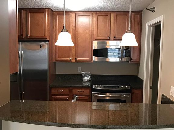 3rd image of 5998 Chasewood Pkwy APT 002