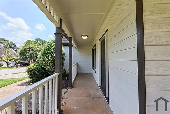 1995 Watercrest Cir — Photo 36