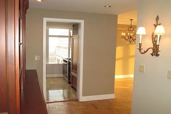 Rented by Corcoran | media 12