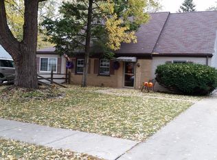 550 White Oak Rd, Bolingbrook, IL 60440