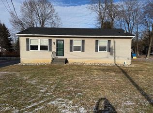 12 Clover Avenue, East Greenbush, NY 12061