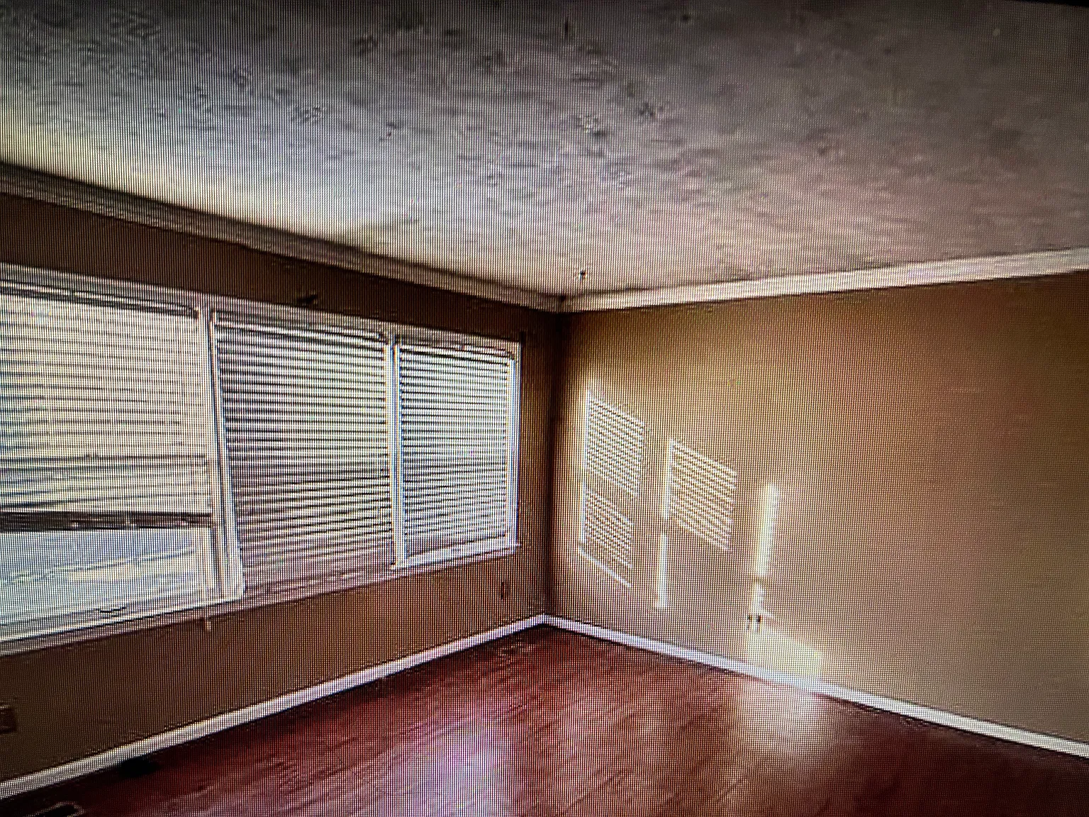 4 bed, 1800 sqft, $2,100 — Photo 4