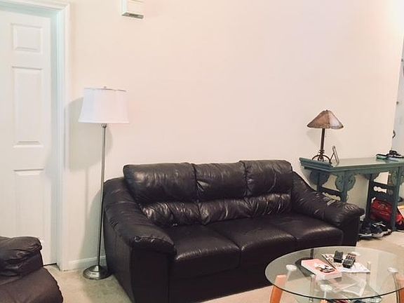 4th image of 3709 Meadow View Dr