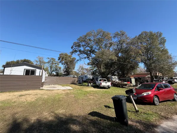 16210 New Ann St, Cypress, TX 77429