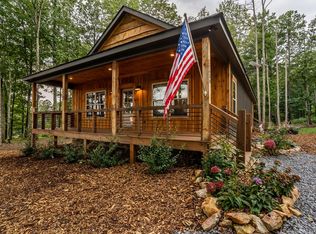 1450 Twisted Oak Rd, Talking Rock, GA 30175