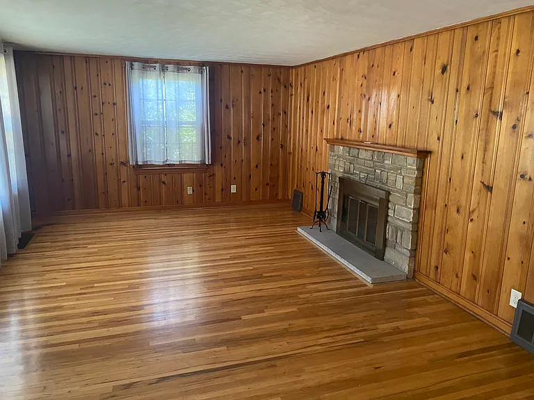 5920 Island Dr NW — Photo 2