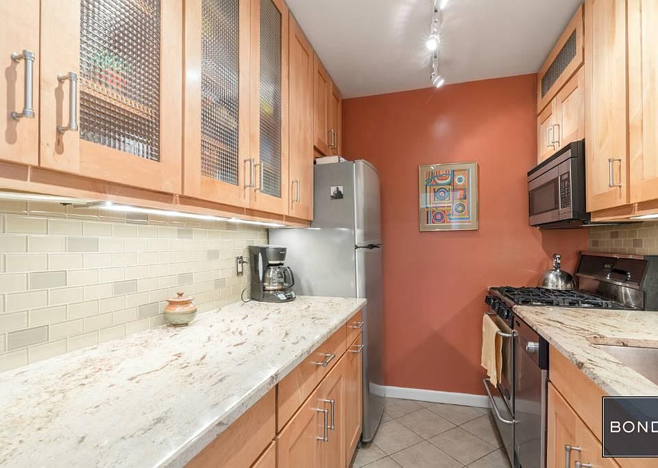 1st image of 180 W End Ave APT 18S