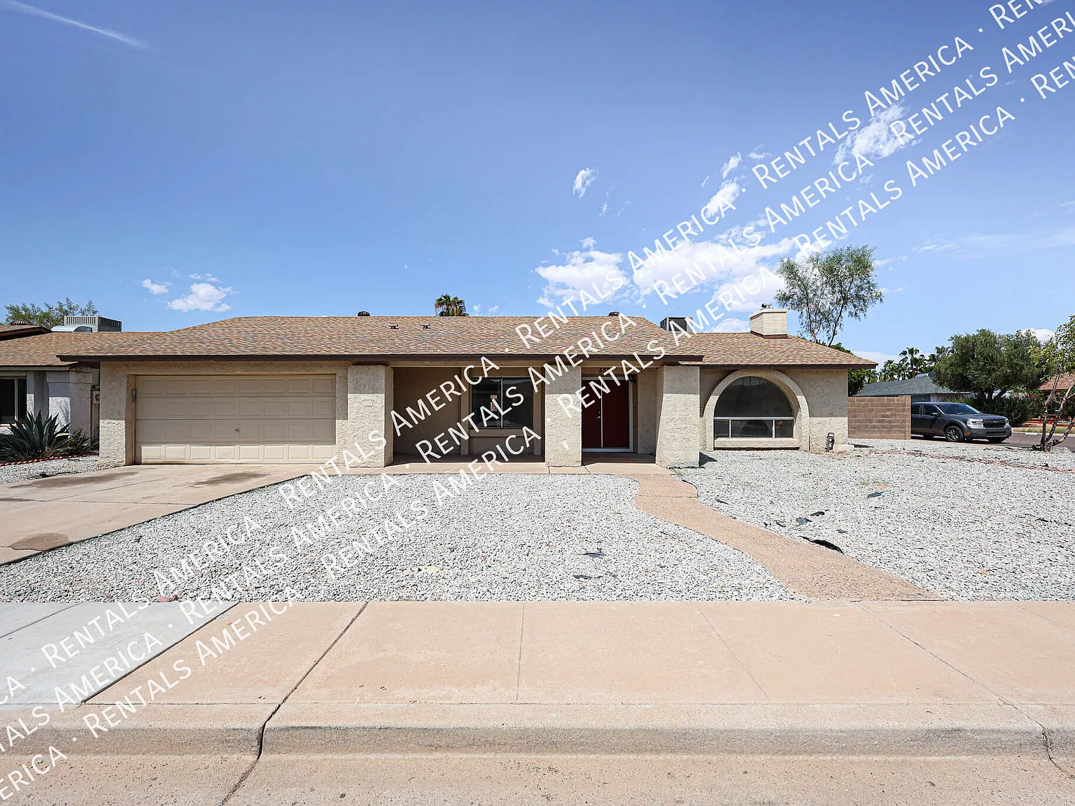 4 Bedroom Home in Mesa — Photo 1