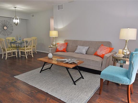 4th image of 5729 Gardens Dr #5729