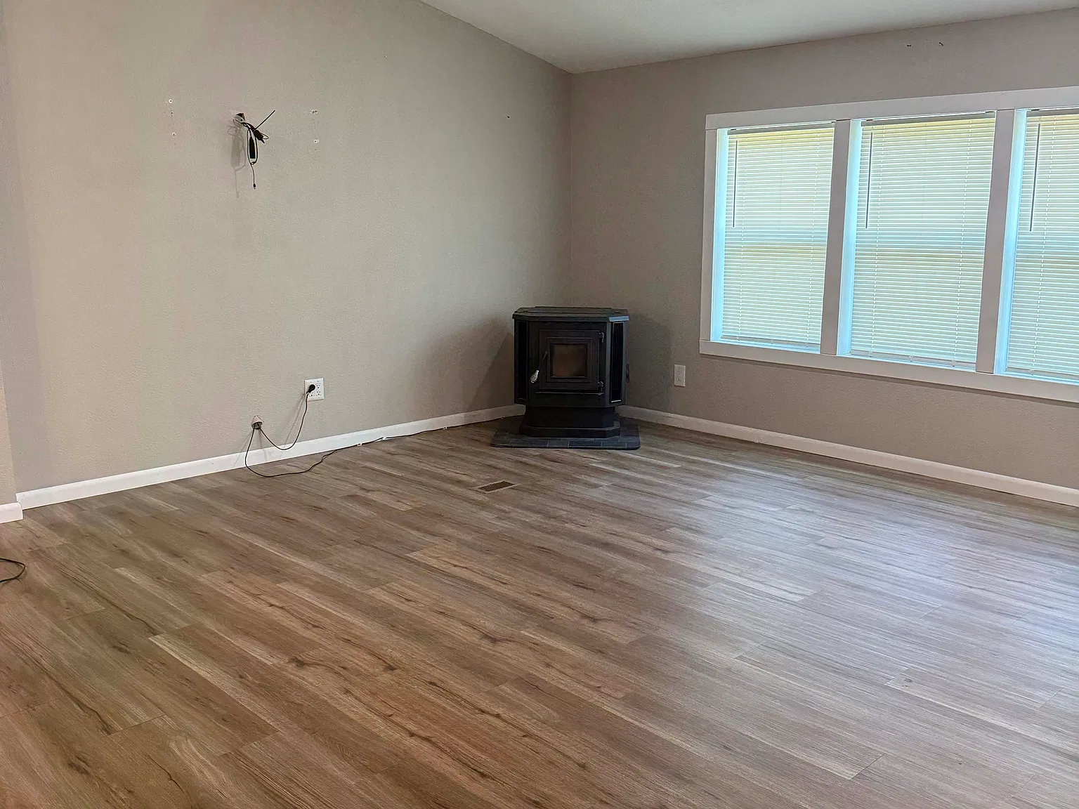 3 bed, 1456 sqft, $1,250 — Photo 2