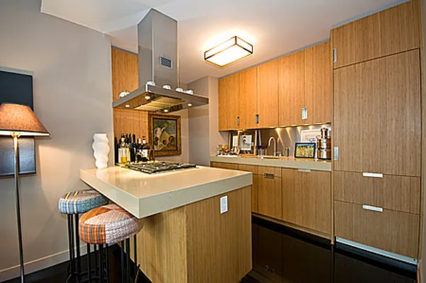 Sold by Prime Manhattan | media 37