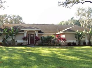 1717 Sir Henrys Trl, Lakeland, FL 33809