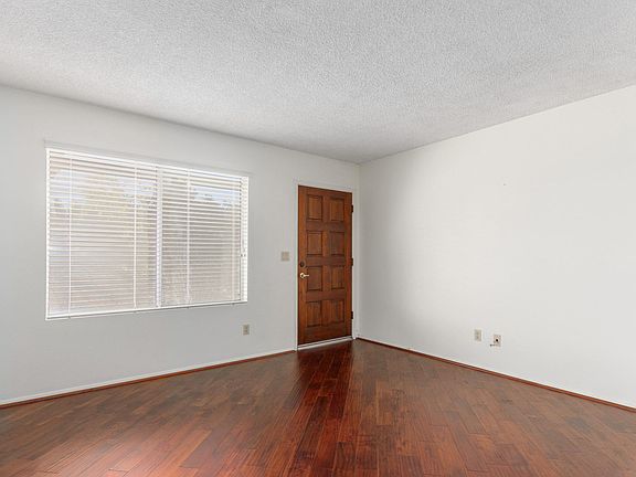 4th image of 2127 W Tonto Ln