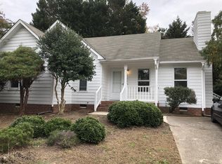 3032 Chippendale Rd, Raleigh, NC 27604