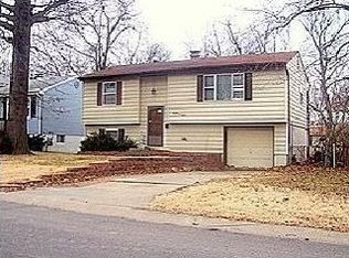 8112 NE 50th St, Kansas City, MO 64119