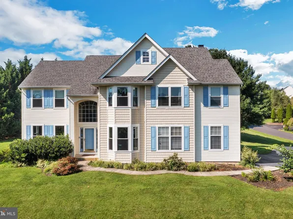 5 Wellsville Ln, Avondale, PA 19311