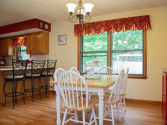 5th image of 5411 Crestwood Dr