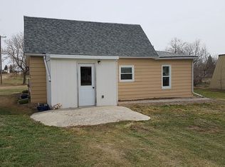 319 W 2nd Ave, Outlook, MT 59252