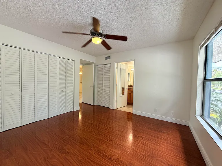 1541 Windorah Way #E — Photo 20
