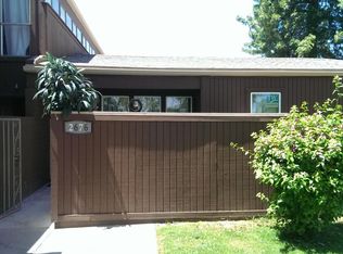 2676 E Silk Oak Dr, Tempe, AZ 85281