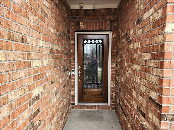 2nd image of 5210 Fossil Stone Ln