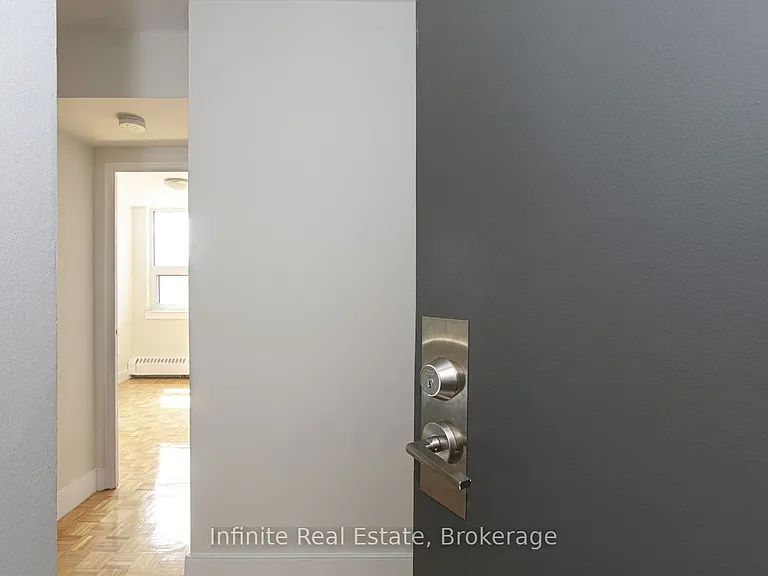 485 Huron St #206 — Photo 3