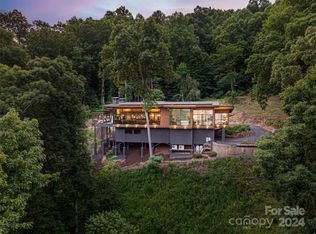 65 Kalmia Dr, Asheville, NC 28804