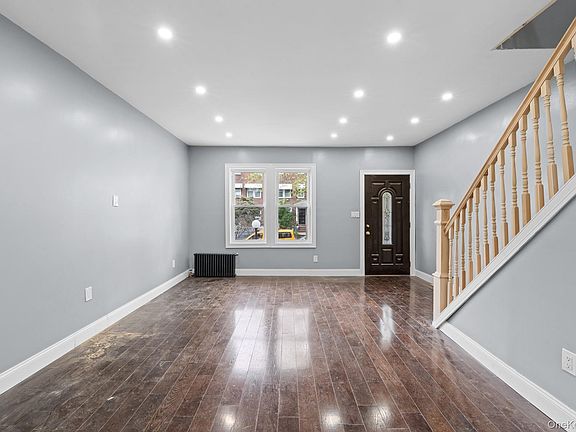5th image of 11406 Inwood Street