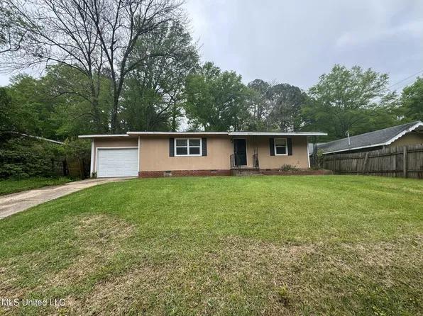 3010 Woodside Dr, Jackson, MS 39212