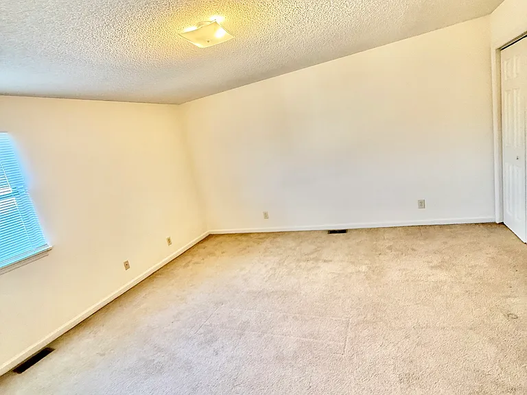 338 Old Gray Station Rd #B — Photo 4