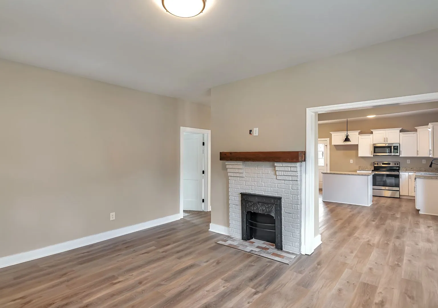 3 Bed, 2 Bath, Single Family home in Lebanon, TN! — Photo 3