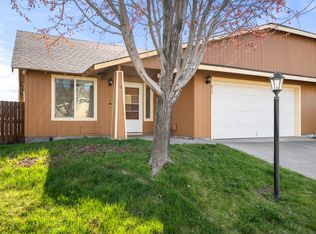 857 SE Maui Ln, Madras, OR 97741