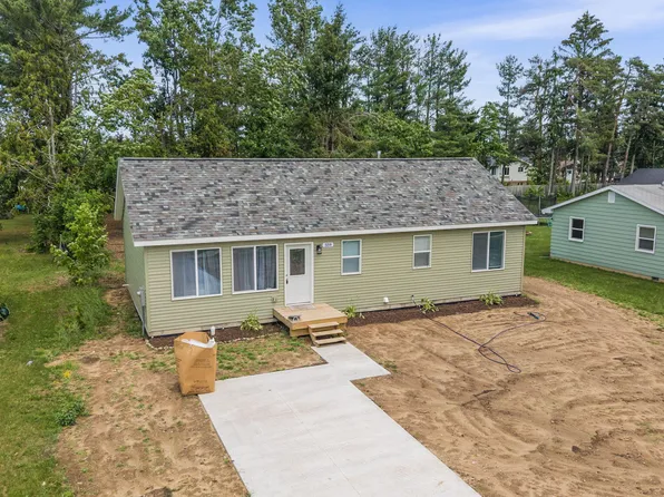 559 E Petoskey St, Gaylord, MI 49735