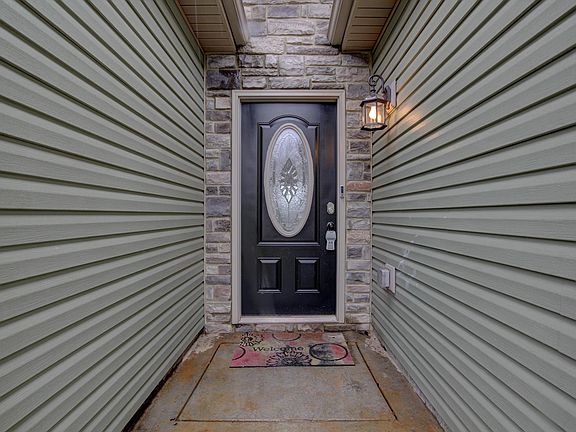 2nd image of 1167 Freedom Dr