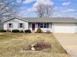 606 Barbara Dr, Tolono, IL 61880