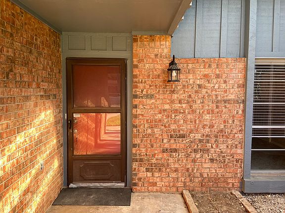 2nd image of 1508 San Antonio St