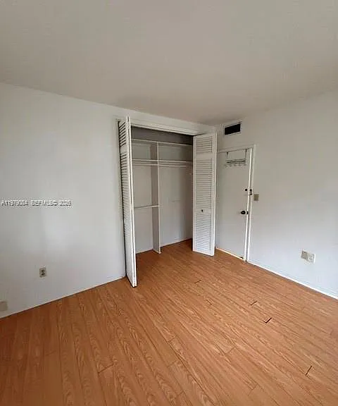 2430 NE 135th St #102 — Photo 27