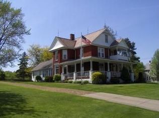 7194 Brecksville Rd, Independence, OH 44131