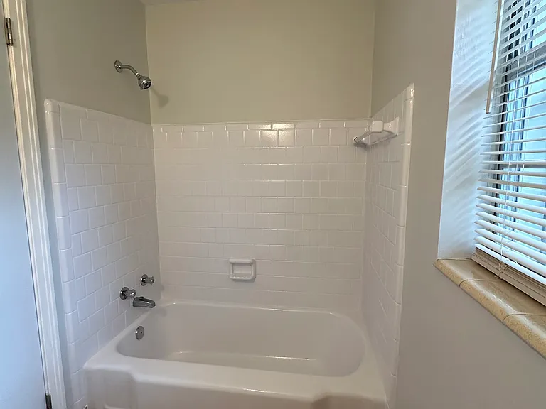 5096 Crestwood Rd — Photo 25