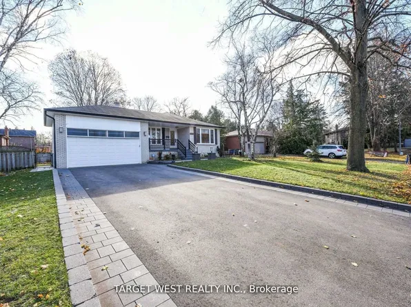 1443 Saginaw Cres, Mississauga, ON L5H 1X4