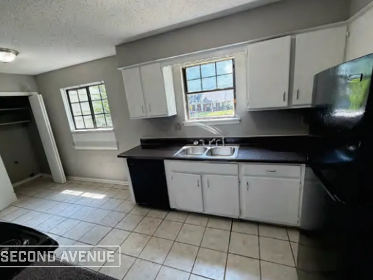 4417 Morgantown Cv — Photo 6