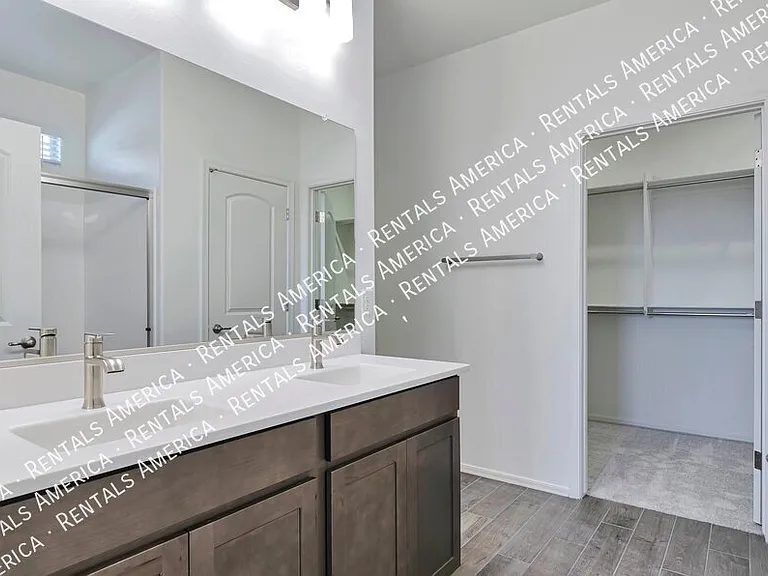 8905 E Pantano Bluff Dr — Photo 19