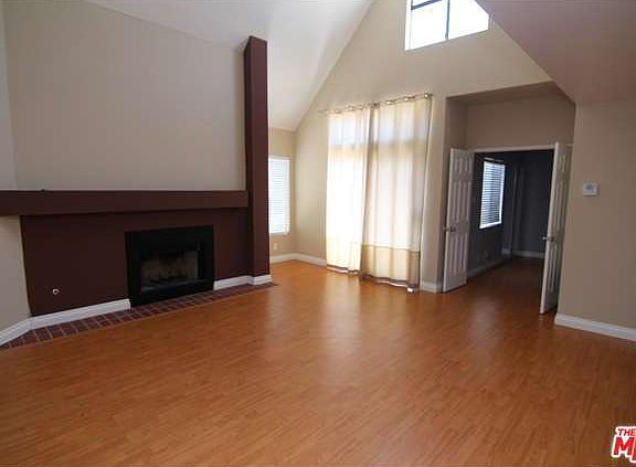 4th image of 601 N Kenwood St Unit 304